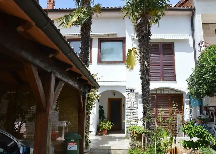 Hous Mira Apartman